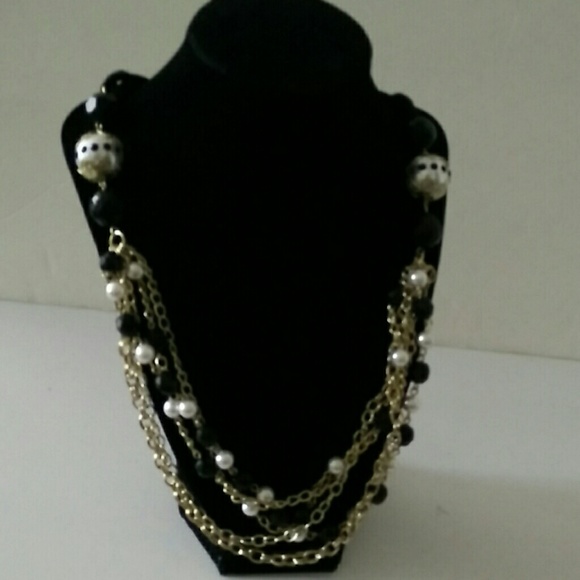 Bold statement 5 layer goldtone necklace 32" - Picture 2 of 8